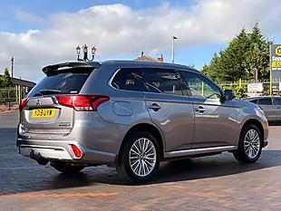 Used 2019 Mitsubishi Outlander 4hs Grey - Interior and Exterior details 6