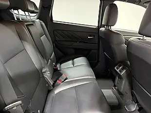 Used 2019 Mitsubishi Outlander Amethyst Black - Interior and Exterior details 17