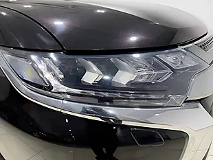 Used 2019 Mitsubishi Outlander Amethyst Black - Interior and Exterior details 20