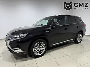 Used 2019 Mitsubishi Outlander Amethyst Black - Interior and Exterior details 3