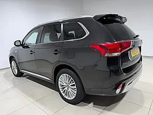 Used 2019 Mitsubishi Outlander Amethyst Black - Interior and Exterior details 8
