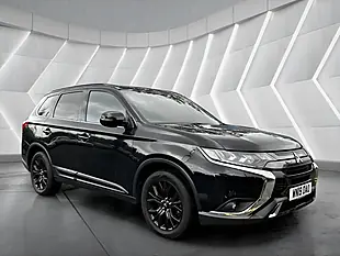 Used 2019 Mitsubishi Outlander Black Black - Interior and Exterior details 5