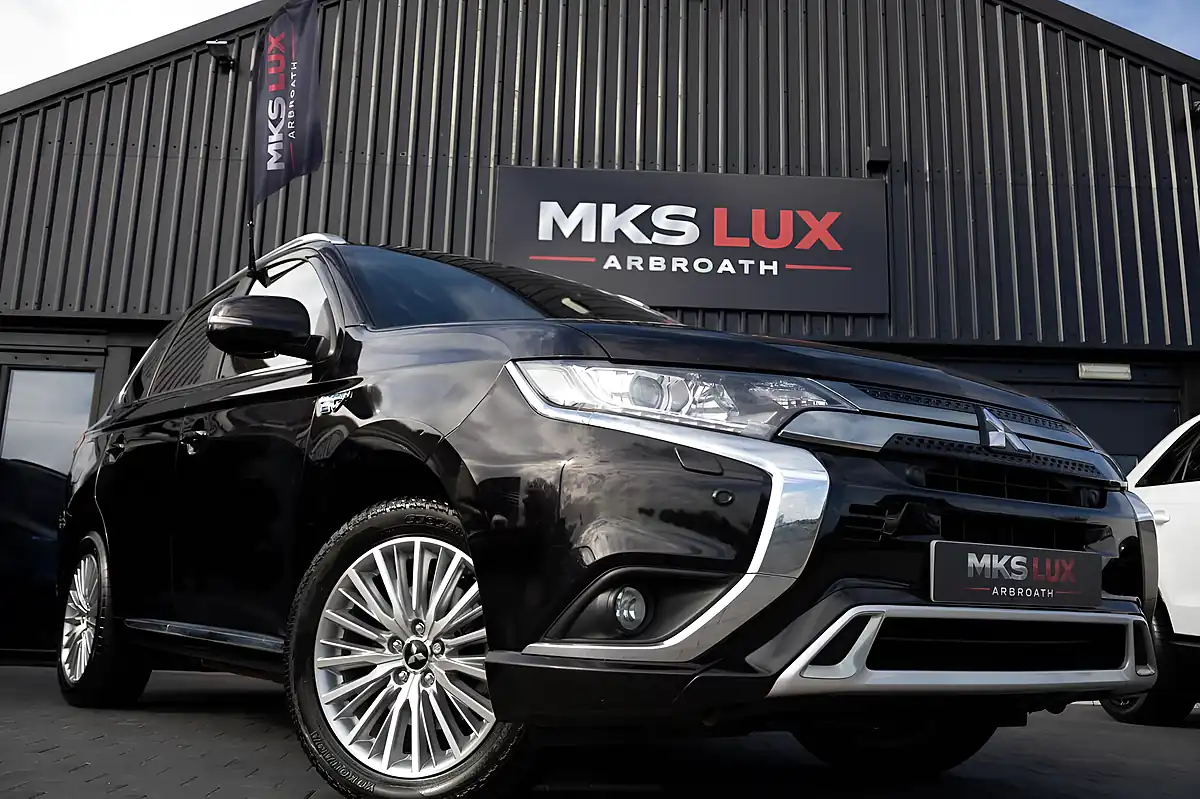 Used 2019 Mitsubishi Outlander Dynamic Safety Black - Front View