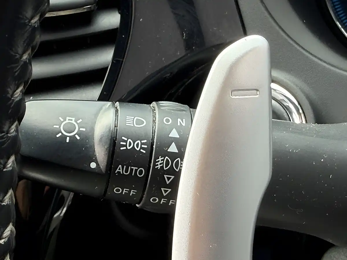 Used 2019 Mitsubishi Outlander Grey - Interior and Exterior details 13