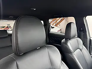Used 2019 Mitsubishi Outlander Grey - Interior and Exterior details 10