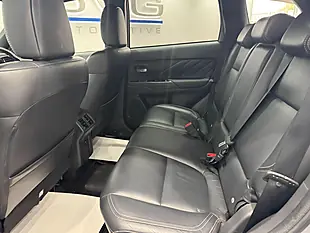 Used 2019 Mitsubishi Outlander Grey - Interior and Exterior details 17