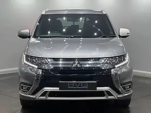 Used 2019 Mitsubishi Outlander Grey - Interior and Exterior details 4