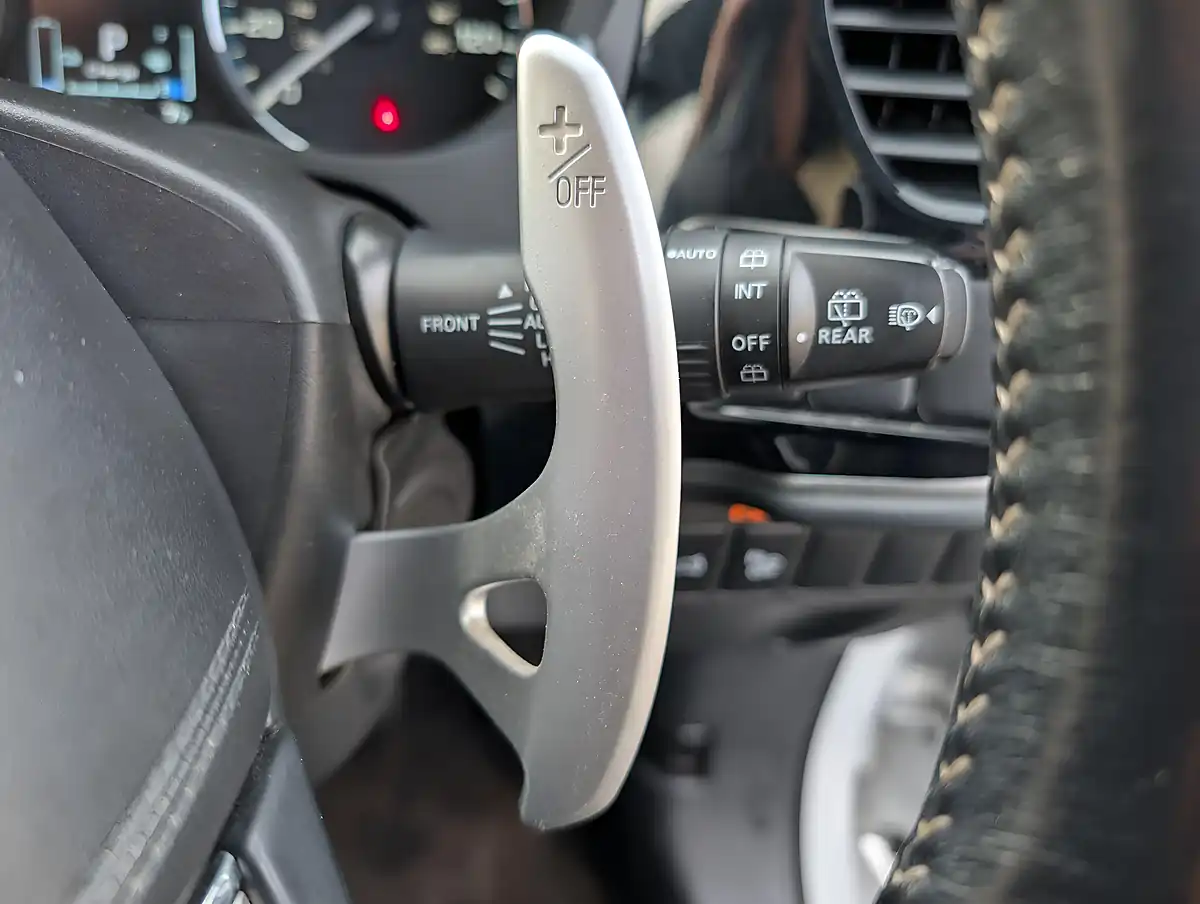 Used 2019 Mitsubishi Outlander - Interior and Exterior details 18