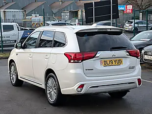 Used 2019 Mitsubishi Outlander - Interior and Exterior details 4