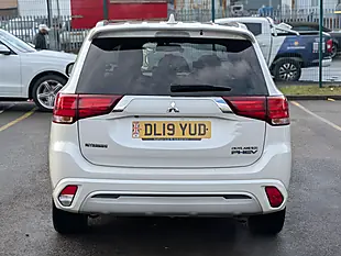 Used 2019 Mitsubishi Outlander - Interior and Exterior details 7