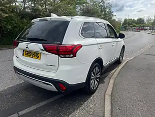Used 2019 Mitsubishi Outlander Juro White - Interior and Exterior details 10