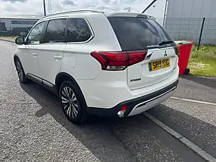 Used 2019 Mitsubishi Outlander Juro White - Interior and Exterior details 6