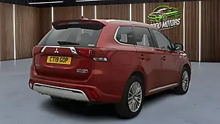 Used 2019 Mitsubishi Outlander Red - Interior and Exterior details 5