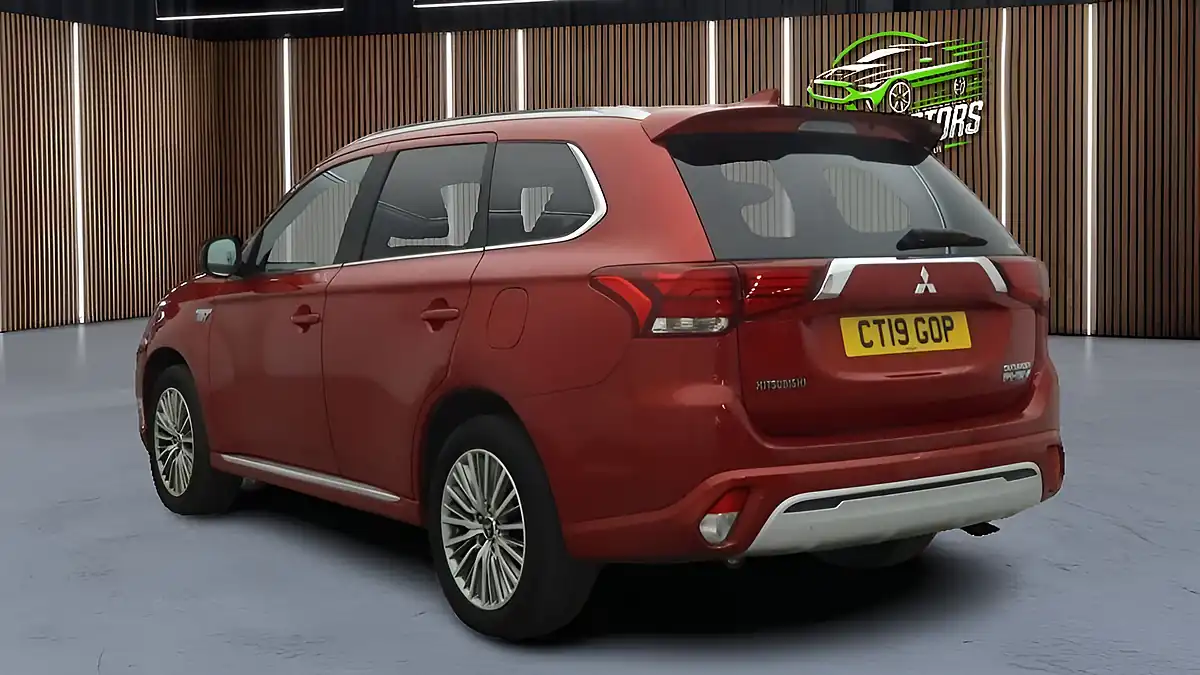 Used 2019 Mitsubishi Outlander Red - Interior and Exterior details 7