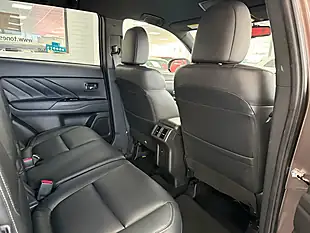 Used 2019 Mitsubishi Outlander Twinmotor Brown - Interior and Exterior details 4