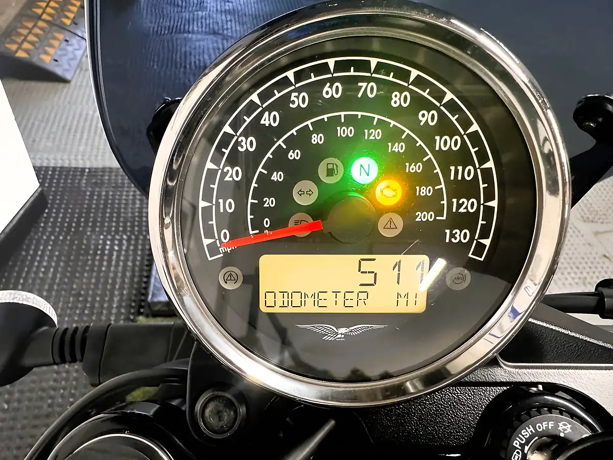Used 2019 Moto Guzzi V7 Iii Stone Stone Grey - Interior and Exterior details 14