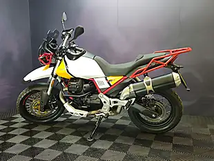 Used 2019 Moto Guzzi V85 Tt Yellow - Interior and Exterior details 19