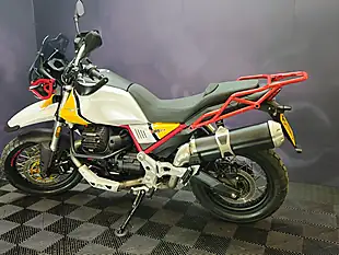 Used 2019 Moto Guzzi V85 Tt Yellow - Interior and Exterior details 5