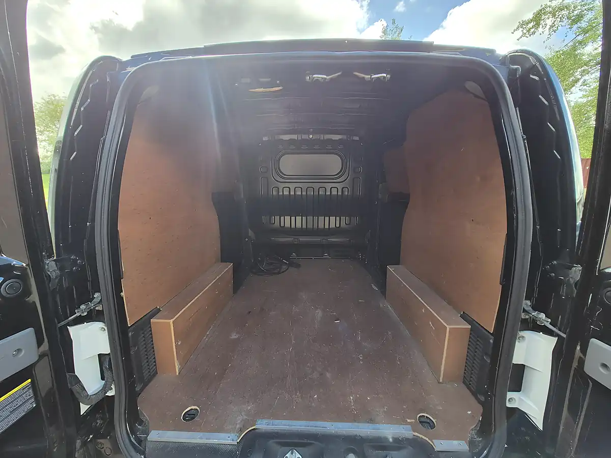 Used 2019 Nissan e-NV200 Acenta Black - Interior and Exterior details 14