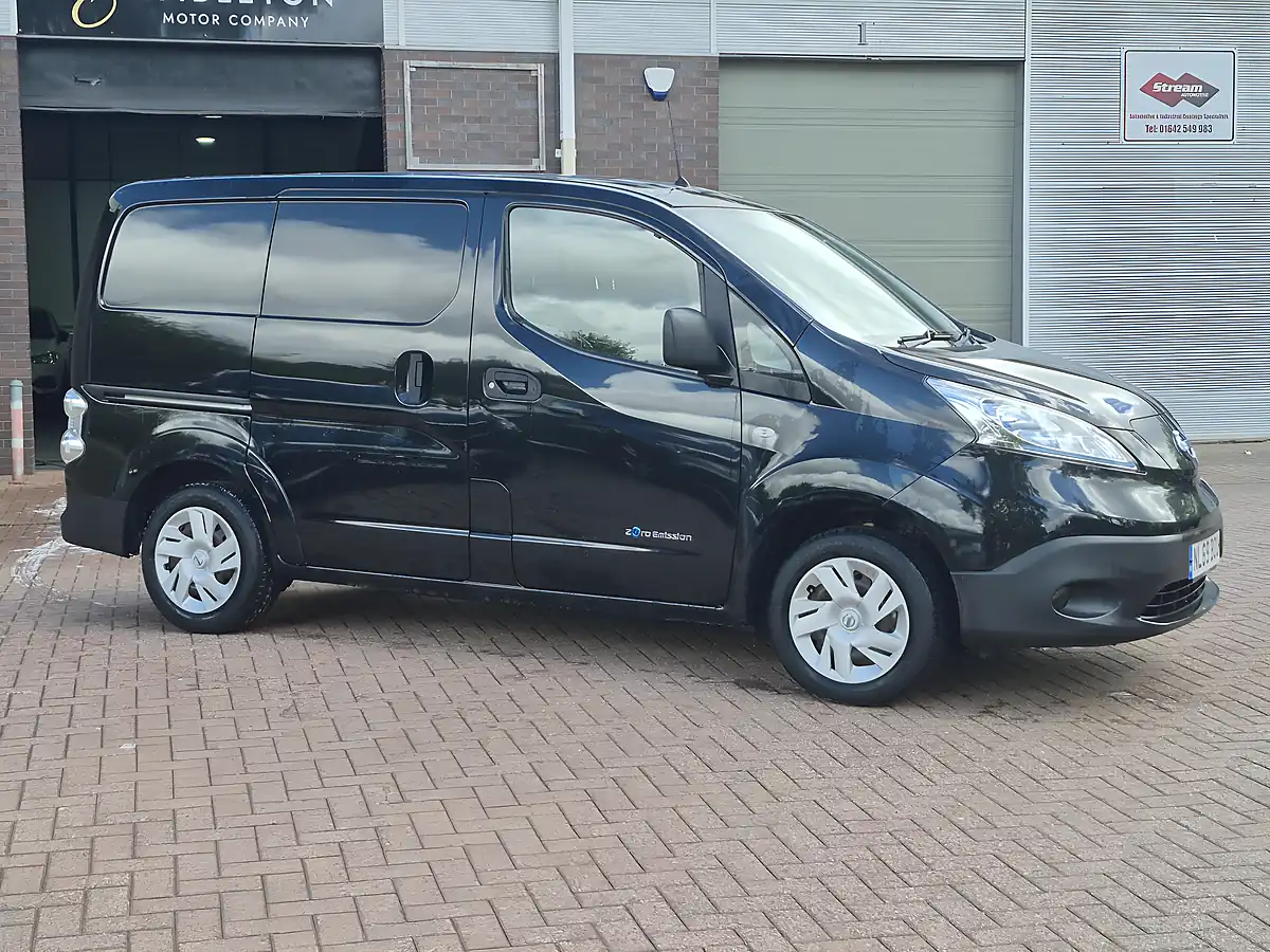 Used 2019 Nissan e-NV200 Acenta Black - Interior and Exterior details 3