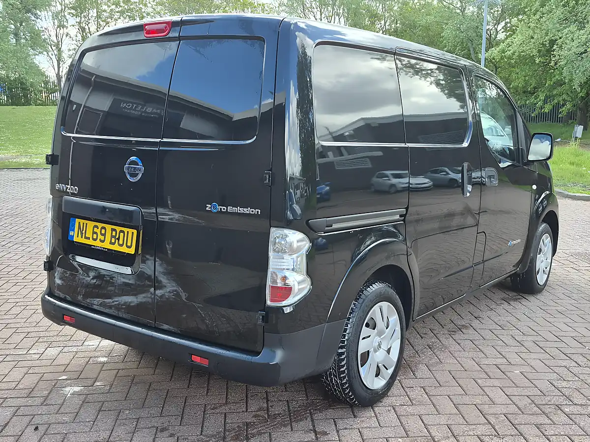 Used 2019 Nissan e-NV200 Acenta Black - Interior and Exterior details 4