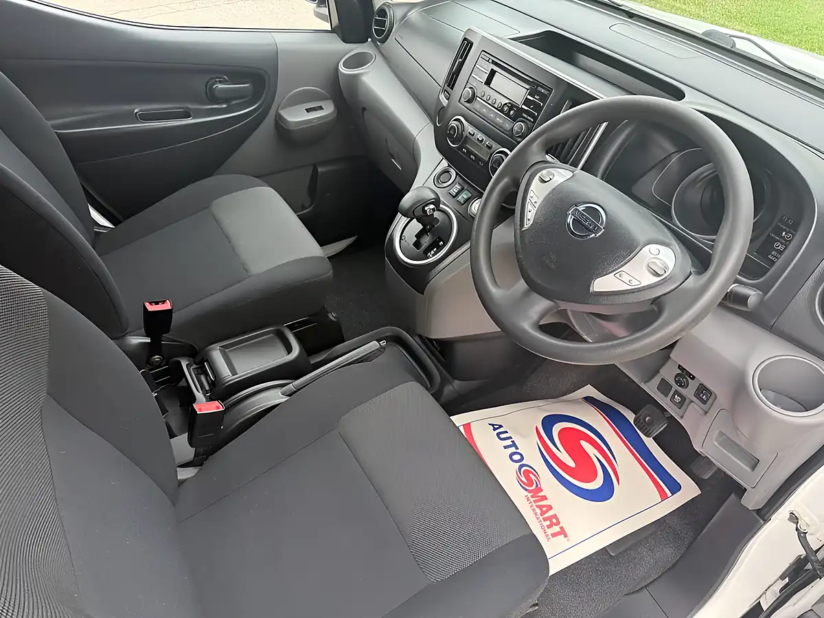 Used 2019 Nissan E-NV200 Acenta White - Interior and Exterior details 6