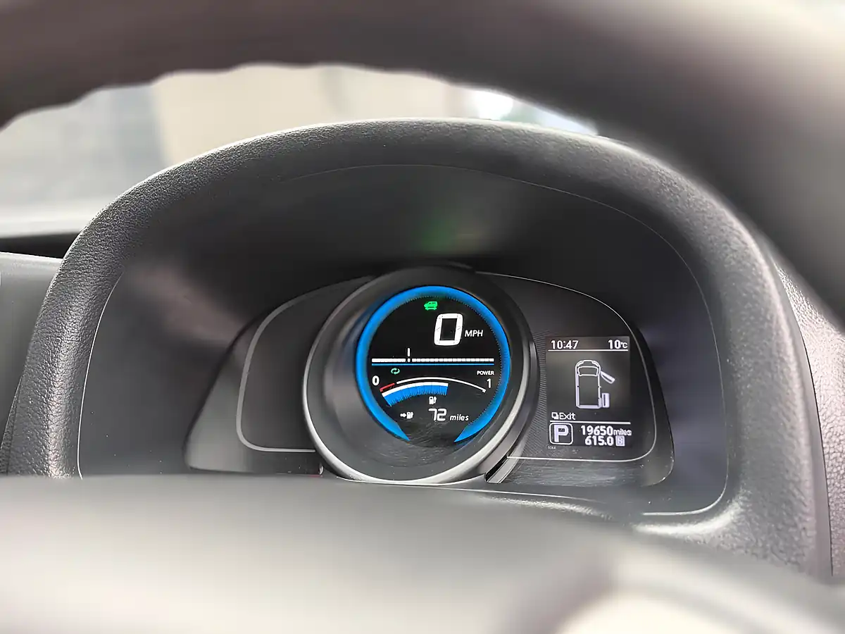 Used 2019 Nissan e-NV200 Tekna Silver - Interior and Exterior details 15