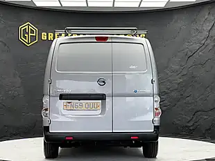 Used 2019 Nissan e-NV200 Tekna Silver - Interior and Exterior details 6