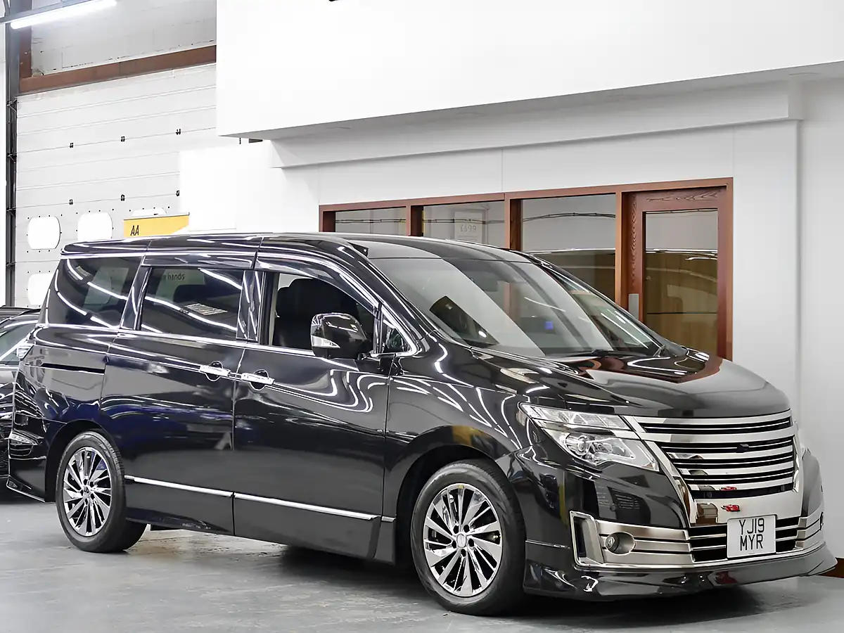 Used 2019 Nissan Elgrand Rider Autec Edition Black - Front View