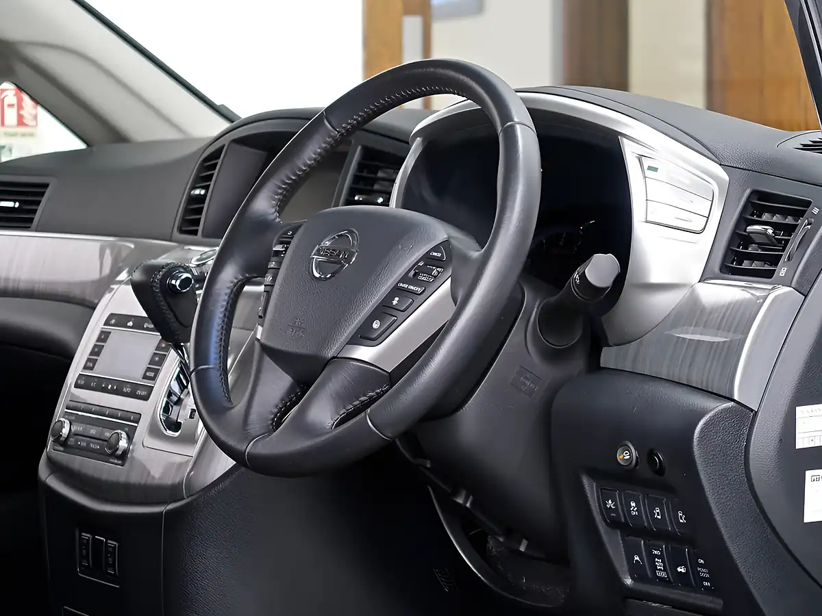 Used 2019 Nissan Elgrand Rider Autec Edition Black - Interior and Exterior details 13