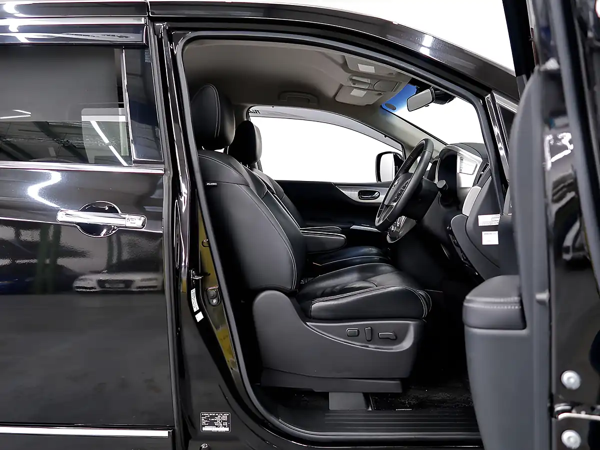 Used 2019 Nissan Elgrand Rider Autec Edition Black - Interior and Exterior details 17