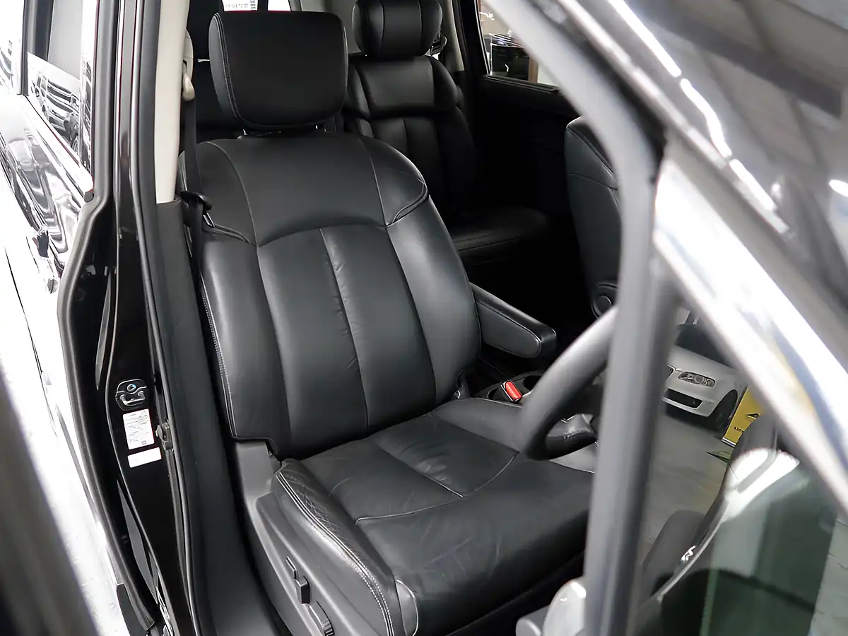 Used 2019 Nissan Elgrand Rider Autec Edition Black - Interior and Exterior details 18