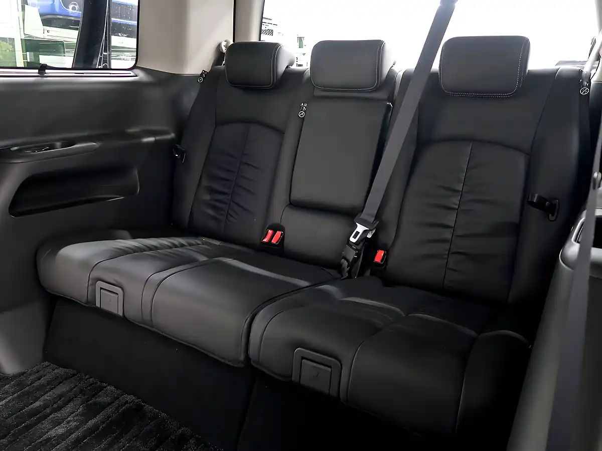 Used 2019 Nissan Elgrand Rider Autec Edition Black - Interior and Exterior details 19