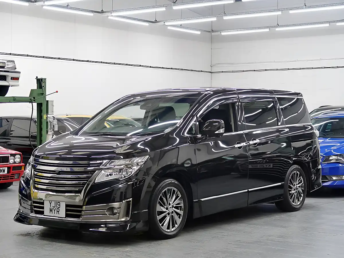 Used 2019 Nissan Elgrand Rider Autec Edition Black - Interior and Exterior details 6