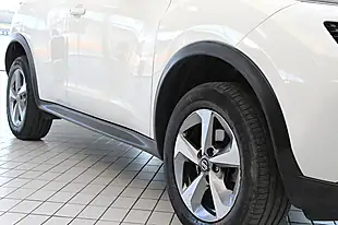 Used 2019 Nissan Juke Acenta Arctic White - Interior and Exterior details 11