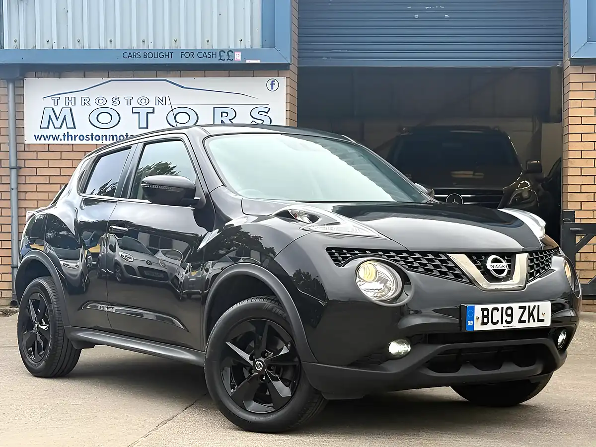 Used 2019 Nissan Juke Acenta Black - Front View