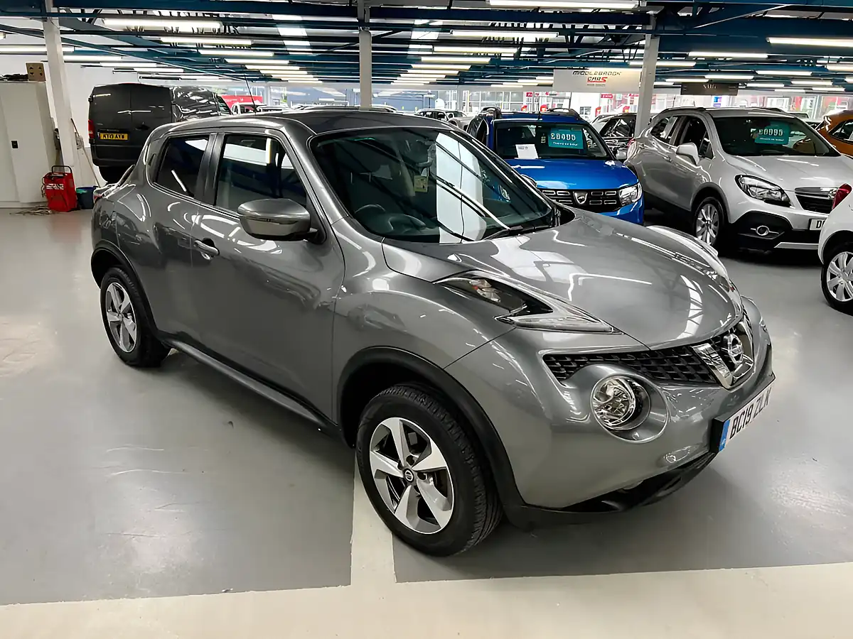 Used 2019 Nissan Juke Acenta Grey - Interior and Exterior details 4