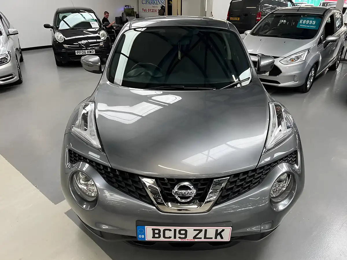 Used 2019 Nissan Juke Acenta Grey - Interior and Exterior details 6
