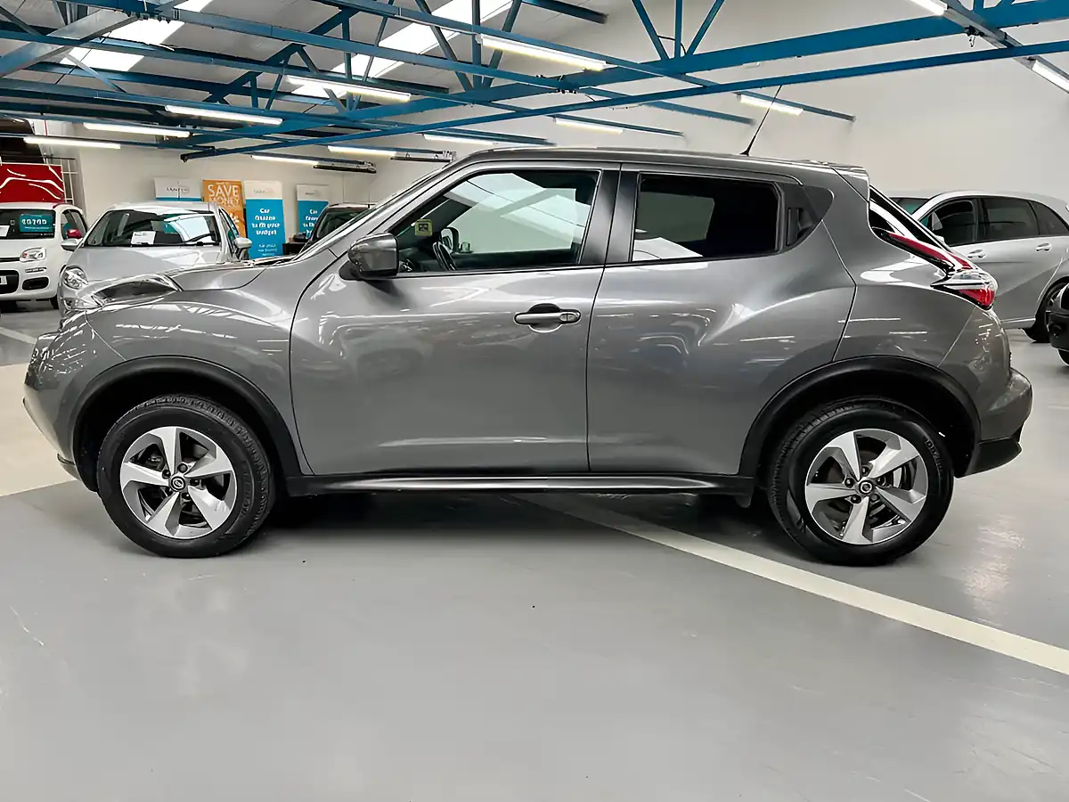 Used 2019 Nissan Juke Acenta Grey - Interior and Exterior details 7