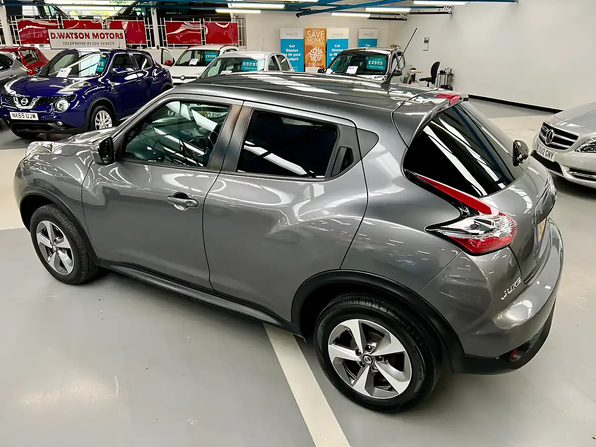 Used 2019 Nissan Juke Acenta Grey - Interior and Exterior details 8