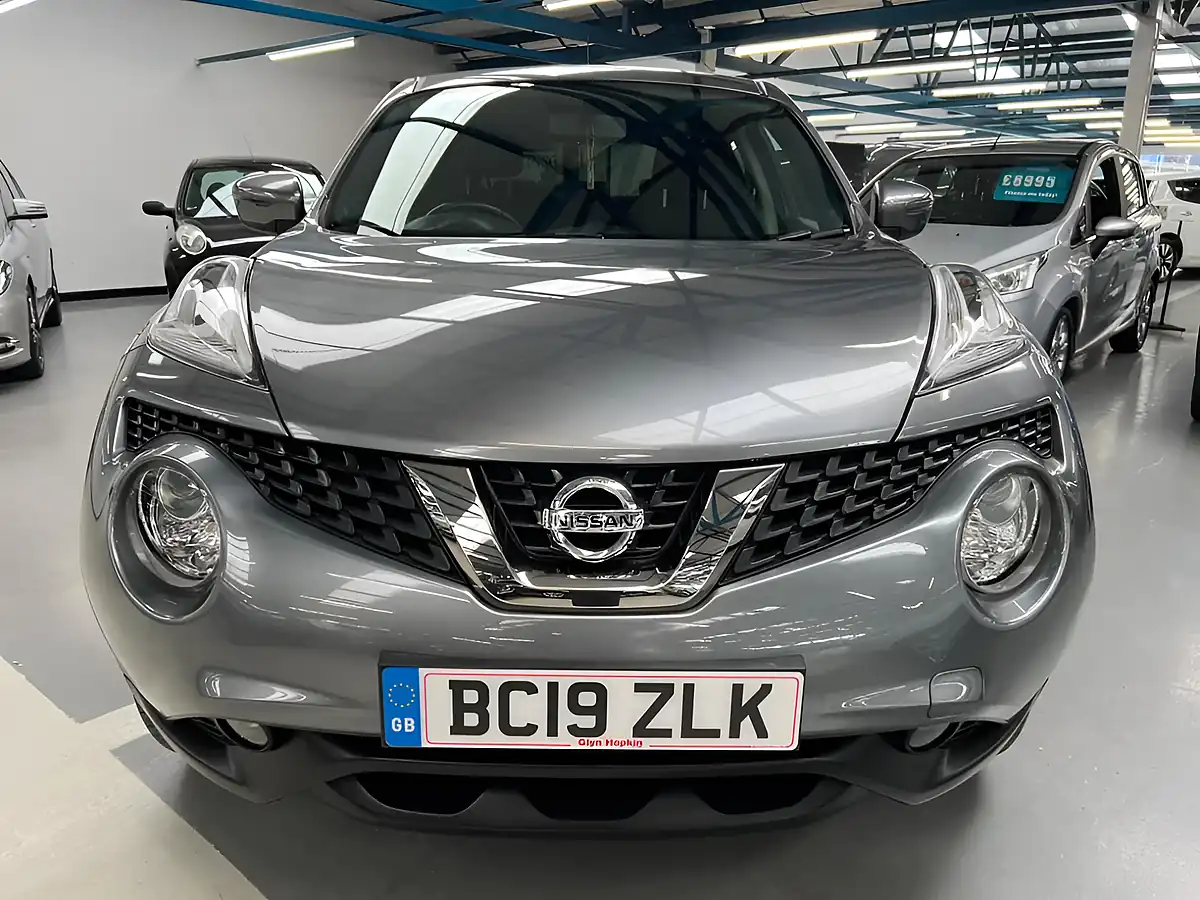 Used 2019 Nissan Juke Acenta Grey - Interior and Exterior details 9