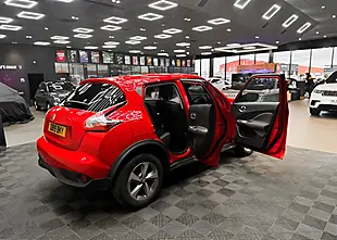 Used 2019 Nissan Juke Acenta Red - Interior and Exterior details 19