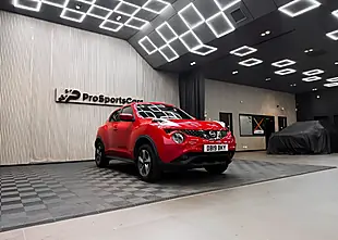 Used 2019 Nissan Juke Acenta Red - Interior and Exterior details 8