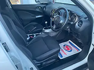 Used 2019 Nissan Juke Acenta White - Interior and Exterior details 12