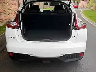 Used 2019 Nissan Juke Acenta White - Interior and Exterior details 18