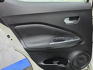 Used 2019 Nissan Juke Acenta White - Interior and Exterior details 19