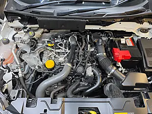Used 2019 Nissan Juke Acenta White - Interior and Exterior details 20
