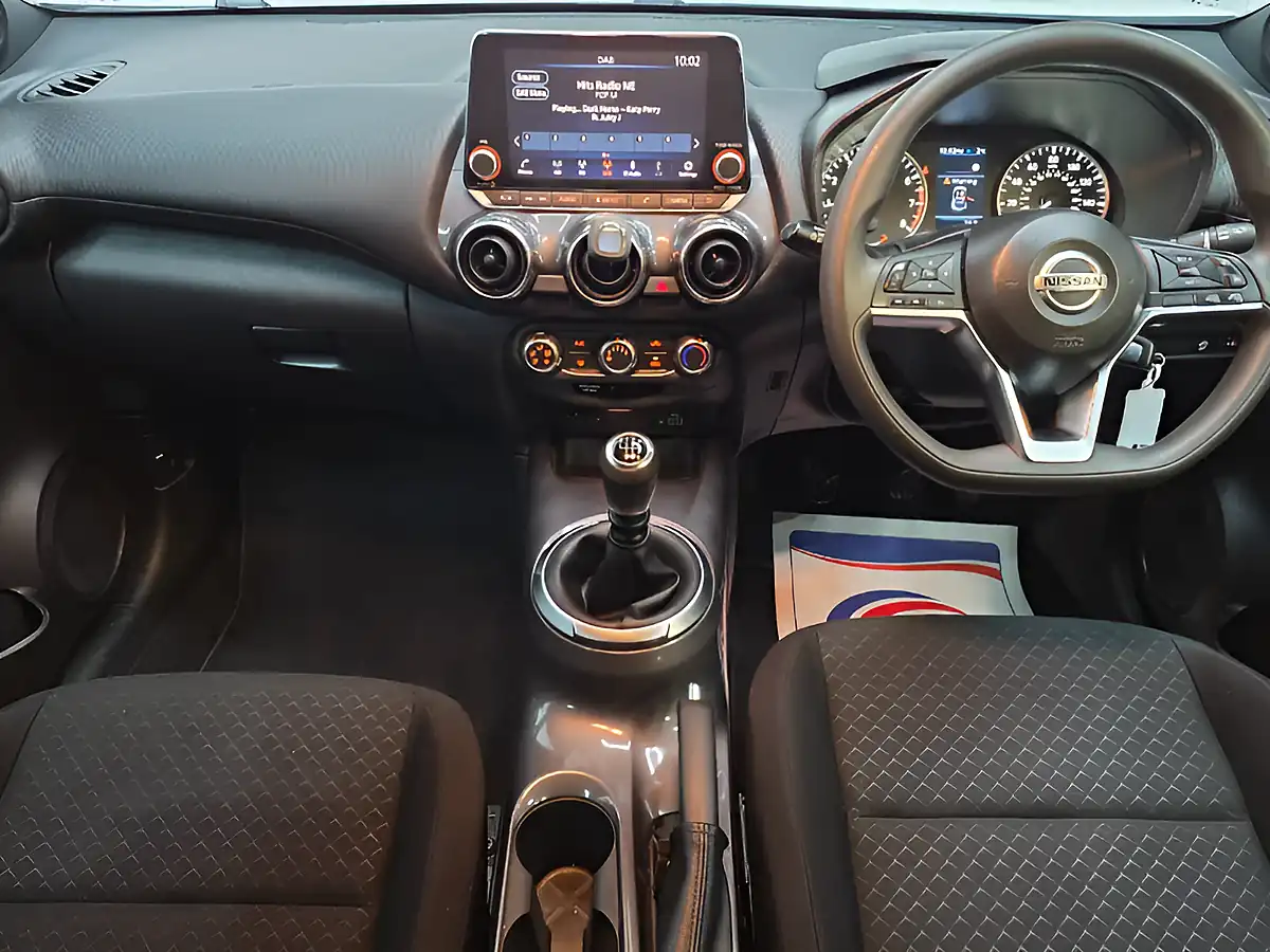 Used 2019 Nissan Juke Acenta White - Interior and Exterior details 11