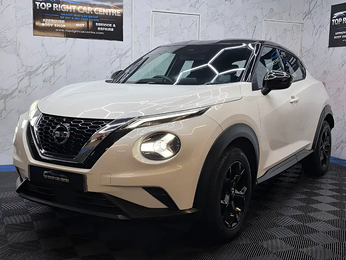 Used 2019 Nissan Juke Acenta White - Interior and Exterior details 4