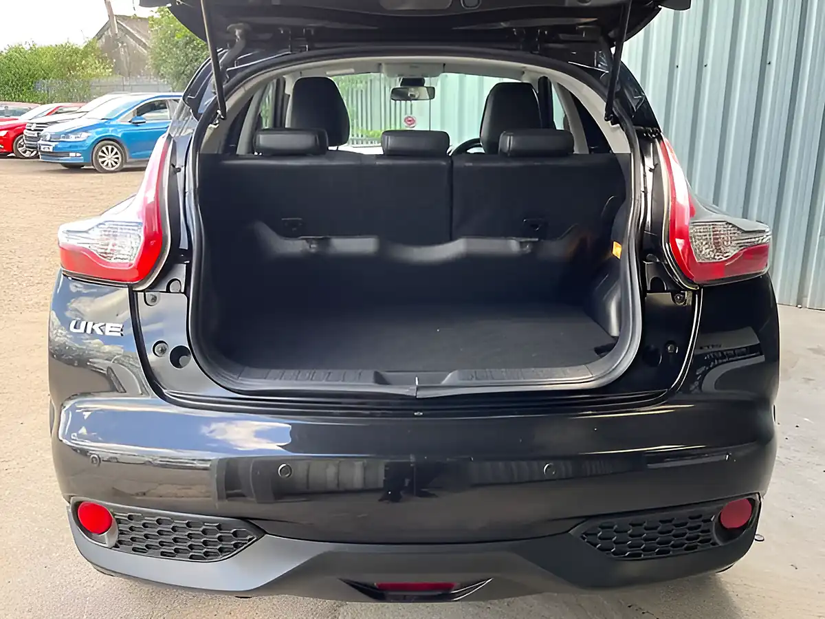 Used 2019 Nissan Juke Bose Personal Edition Black - Interior and Exterior details 13